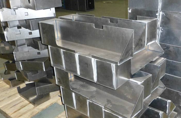 板件切割产生毛边的原因