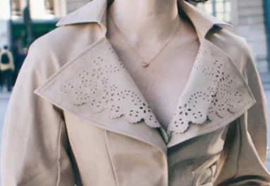 激光镂空皮夹克 既保暖又帅气